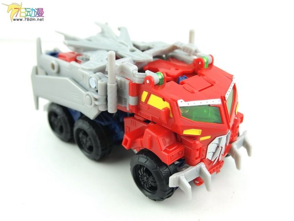 New Beast Hunters Optimus Prime Voyager Class Our Of Box Images Of Transformers Prime Figure  (28 of 47)